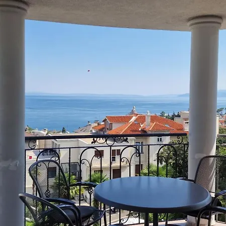 Maria 10 With Swimming Pool Apartment Opatija