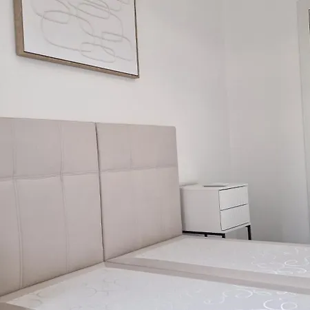 Apartment Maria 10 With Swimming Pool