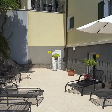 Apartment Maria 10 With Swimming Pool