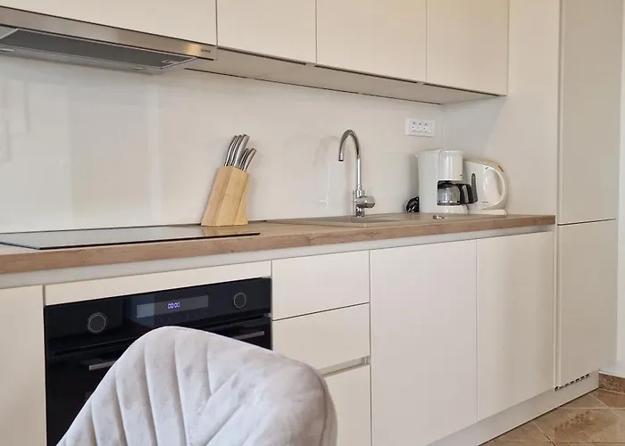 Maria 10 With Swimming Pool *