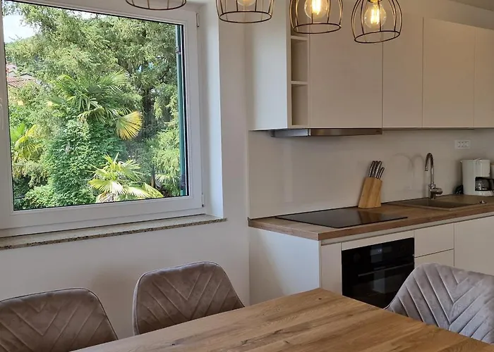 Apartment Maria 10 With Swimming Pool