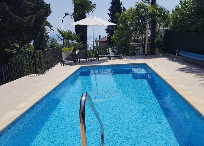 Maria 10 With Swimming Pool Apartment *