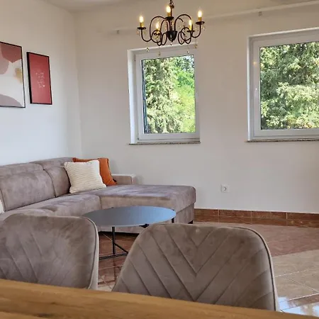 Maria 10 With Swimming Pool Διαμέρισμα Οπατία