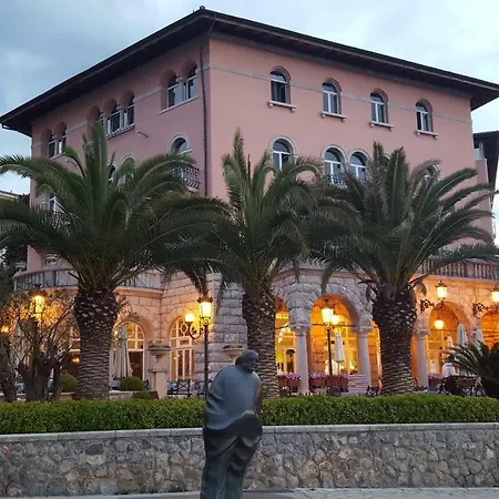 Διαμέρισμα Maria 10 With Swimming Pool *