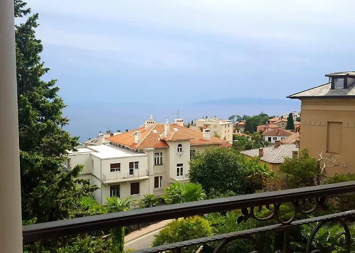 Apartament Maria 10 With Swimming Pool