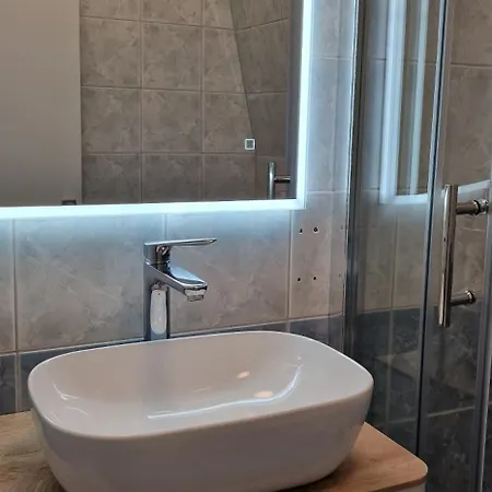 Maria 10 With Swimming Pool Lägenhet *