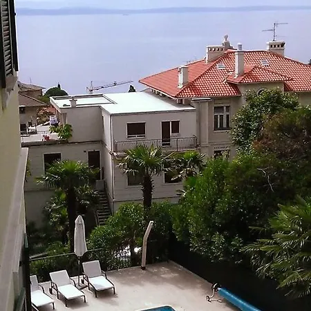 Maria 10 With Swimming Pool * Opatija