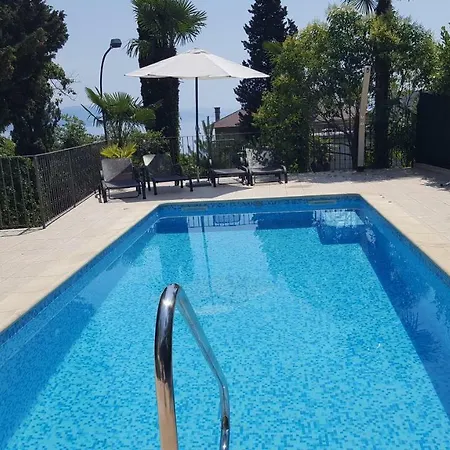 Maria 10 With Swimming Pool Lägenhet *